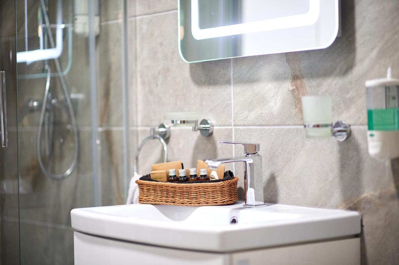 Rusty Sands Apt Spa N Pools Beach Resort Năvodari Eksteriør bilde