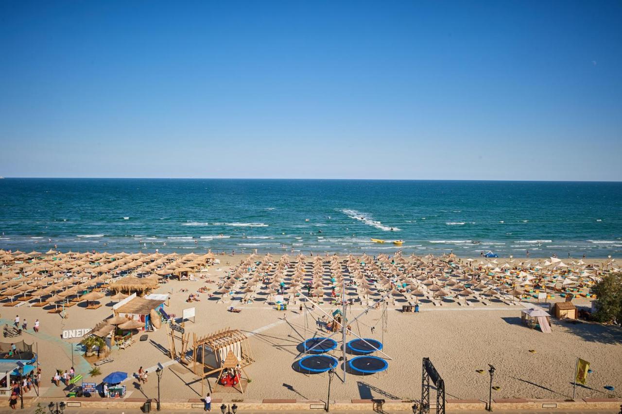 Rusty Sands Apt Spa N Pools Beach Resort Năvodari Eksteriør bilde