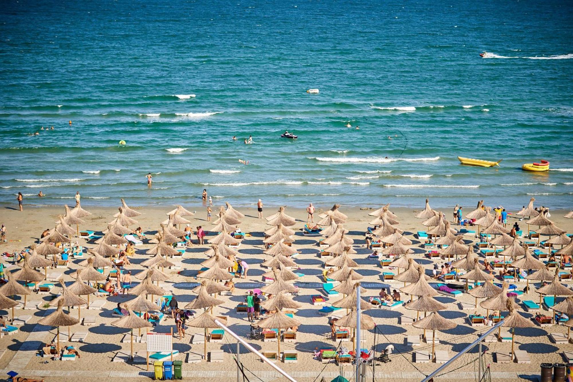 Rusty Sands Apt Spa N Pools Beach Resort Năvodari Eksteriør bilde