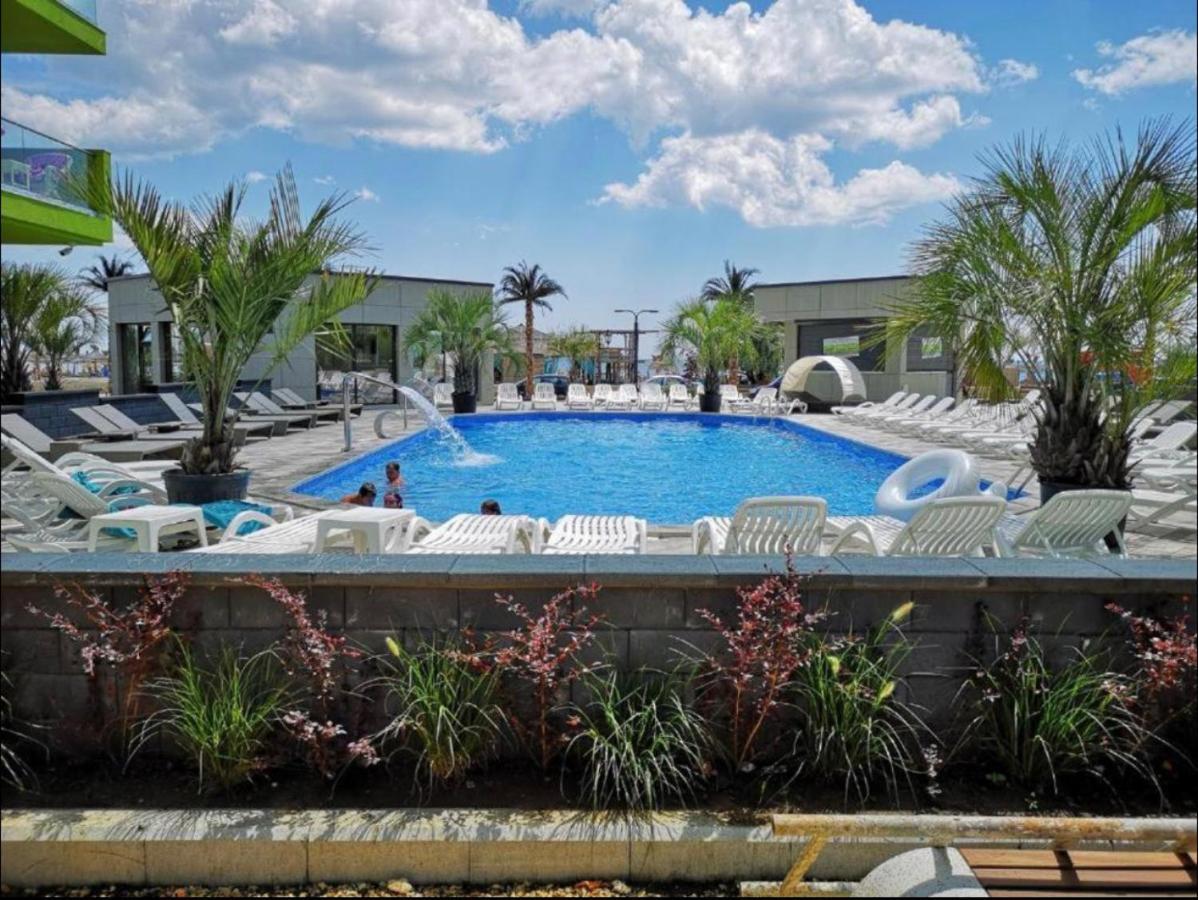 Rusty Sands Apt Spa N Pools Beach Resort Năvodari Eksteriør bilde